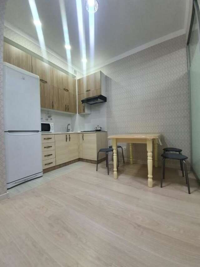 Апартаменты Двух комнатная квартира Алматы-15